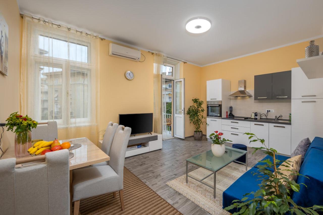 Riviere Luxury Apartment Rijeka Eksteriør bilde